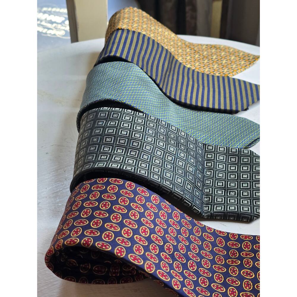 Lot 5 Brooks Brothers Silk Neckties Blue Gray Gold Geo Medallion Stripe 3.75" - Picture 8 of 9